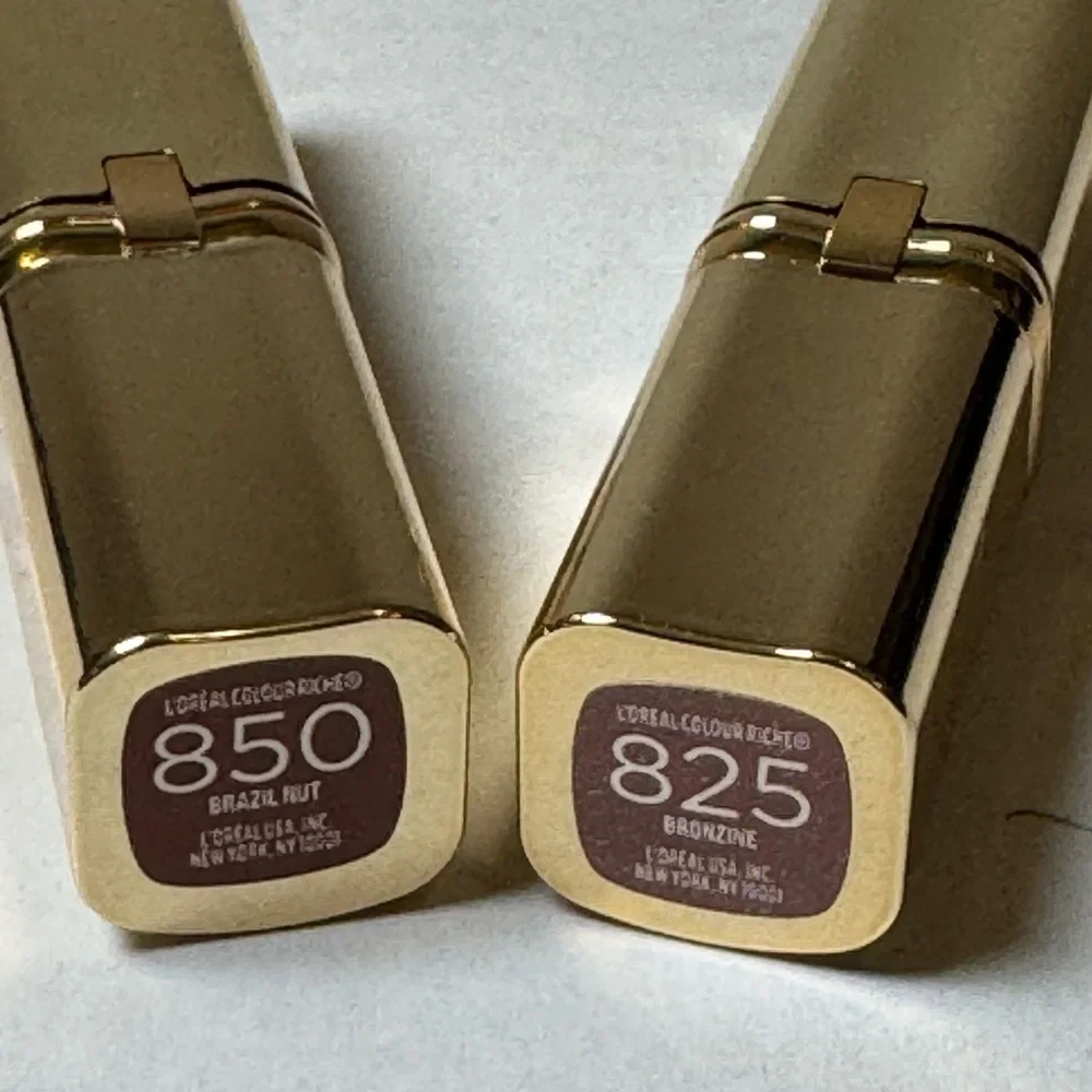 L'Oreal Paris Colour Riche Original Satin Lipstick for Moisturized Lips